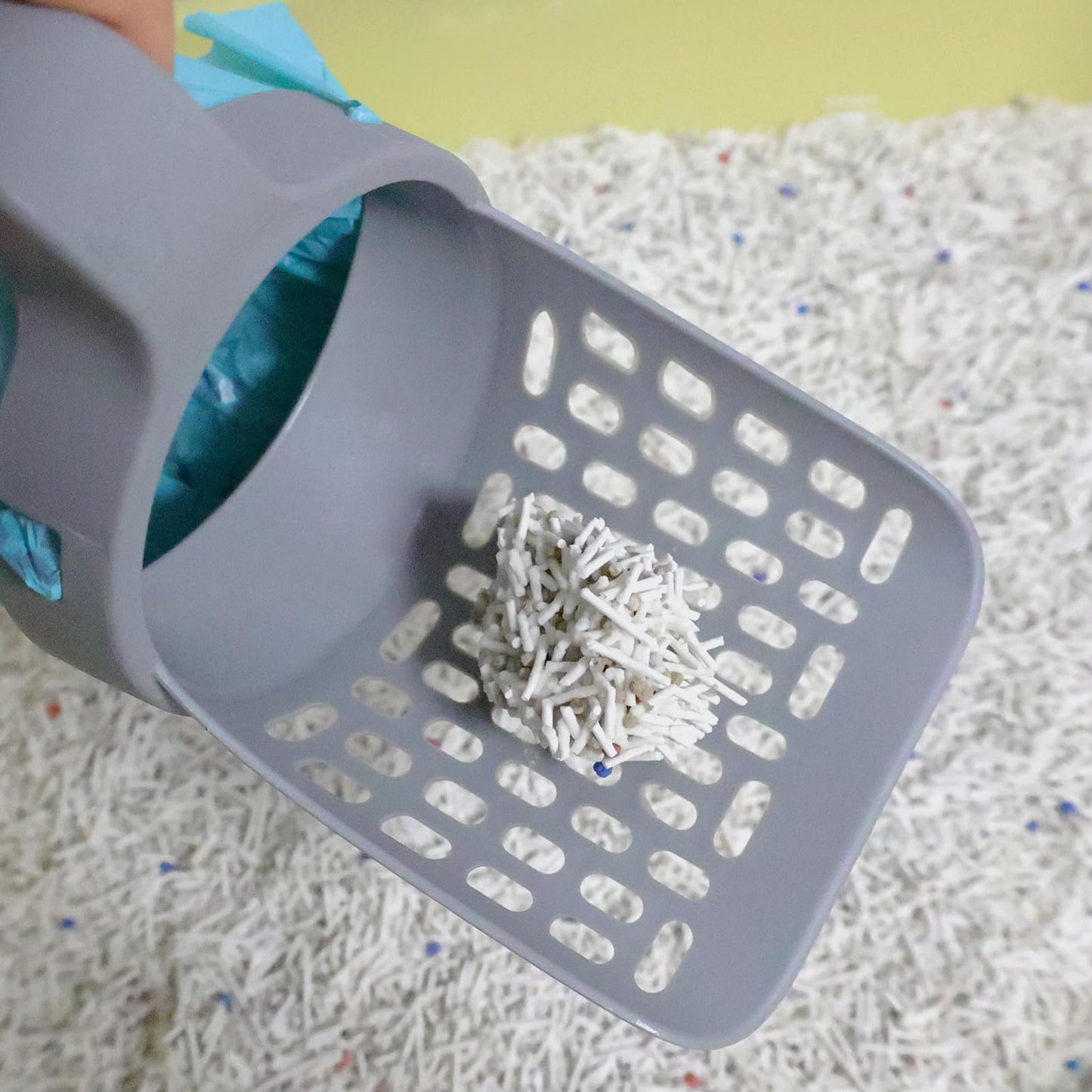 Smart Cat Litter Scoop – Deep, Durable & Bag Holder Included